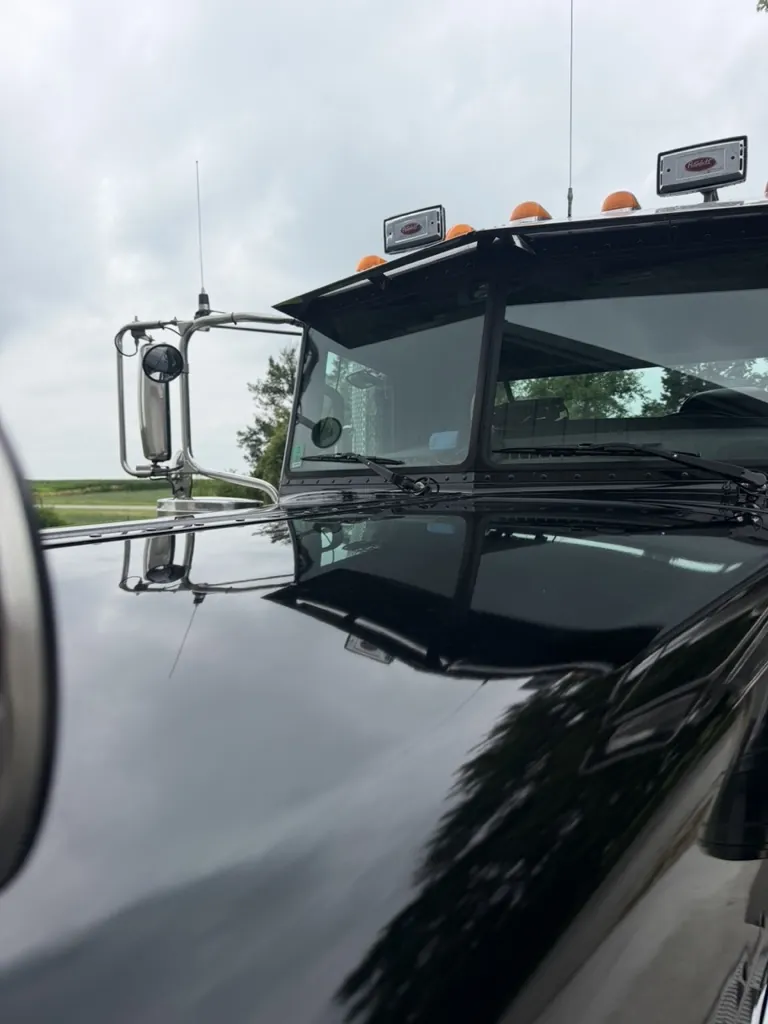 Polished Peterbilt hood with chrome details